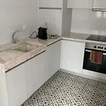 - Sea House בית נופש *
