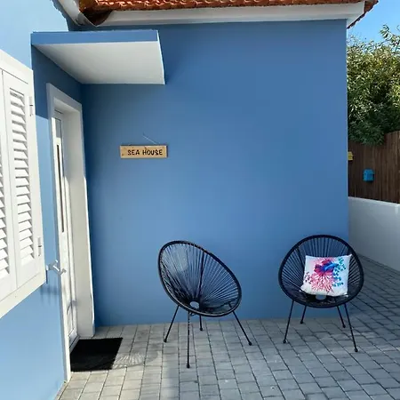 - Sea House *
